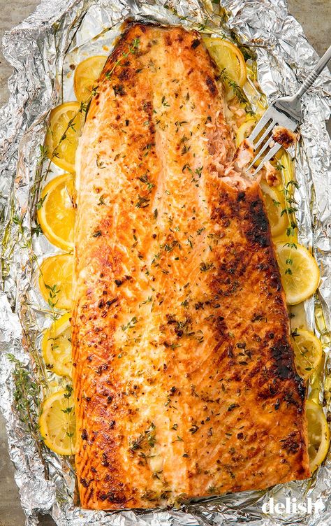 Garlic-Butter Baked Salmon = The Easiest Way To Feed A CrowdDelish Oven Baked Salmon Recipes, Salmon Recipes Pan Seared, Salmon Recipes Baked Healthy, Garlic Butter Salmon, Oven Baked Salmon, Butter Salmon, Healthy Recipes For Diabetics, Healthy Salmon Recipes, Shrimp Recipes For Dinner