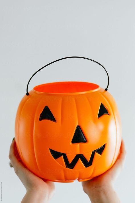 Pumpkin Trick Or Treat Bucket, Trick Or Treat Bucket, Rhode Skin, Treat Bucket, Inktober 2024, Treat Basket, Pumpkin Bucket, Prompt List, Halloween Buckets