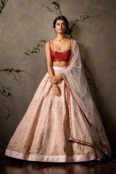 White Lehenga, Bridal Lehenga Designs, Indian Outfits Lehenga, Lehnga Dress, Designer Bridal Lehenga, Salwar Kamiz, Choli Designs, Red Lehenga, Patiala Salwar