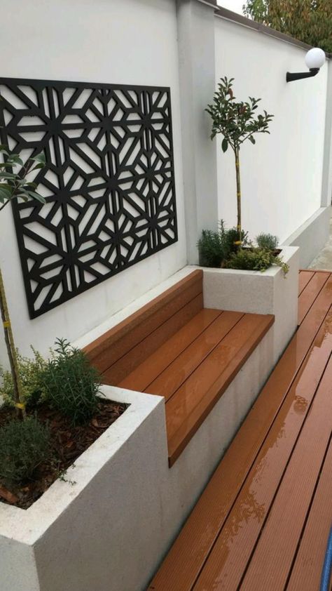 Best design tips and inspiration baho style  design background garden#diy #home#garden Compound Garden Design, Yard Wall, Yard Ideas Cheap, Yard Ideas Backyard, Villa Design Architecture, Wooden Deck, Garden Design Ideas, Outdoor Gardens Design, Diy Yard