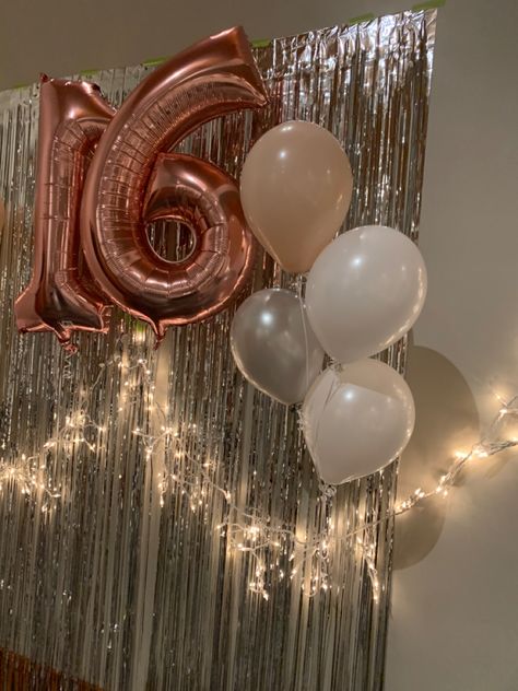 Small Sweet 16 Birthday Cake Ideas, 16 Bday Aesthetic Decoration, Turning 16 Aesthetic, 16 Balloons Aesthetic, Sweet 16 Vision Board, Sweet 16 Birthday Aesthetic, Sweet 16 Asthetics, Small 16th Birthday Ideas, Bday Decor Ideas