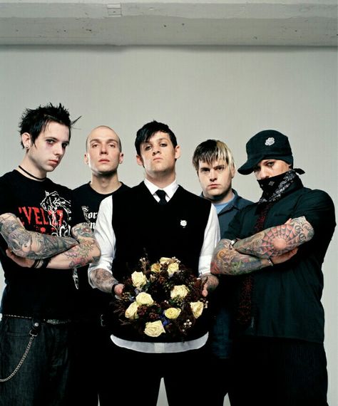 Good Charlotte Good Charlotte Band, Good Charlotte, Band Posters, Pop Punk, Girl Bands, Music Bands, Take That, Band, Music