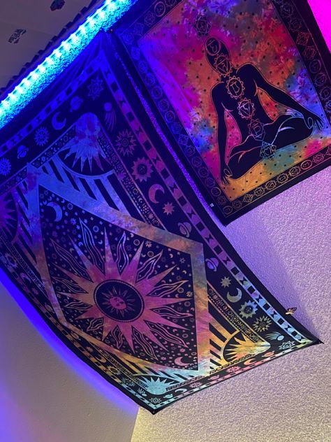 Mandalas, Tapestry’s On Ceiling, Tapestry On Slanted Ceiling, Tapestry On Roof, Tapestry On Ceiling Bedrooms, Trippy Tapestry Bedroom, Ceiling Tapestry Ideas, Tapestry Ceiling, Cute Tapestries