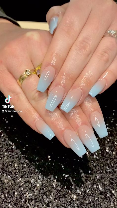 Trending Short Acrylic Nails, Blue Ombré French Tip, Light Blue Fade Nails, Simple Ombre Nail Designs, Light Blue Ombre Nails Coffin, Colour Ombre Nails, Acrylic Nail Ombre, Blue Fade Nails, Baby Blue Ombre Nails