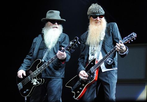 #TOP #RETURNS TO #EUROPE WITH "THE TONNAGE TOUR: #METRIC #EDITION" - JULY 2017 Beard Halloween Costumes, Halloween Beard, Frank Beard, Top Singer, Billy Gibbons, Classic Halloween Costumes, Grant Morrison, Classic Halloween, Zz Top