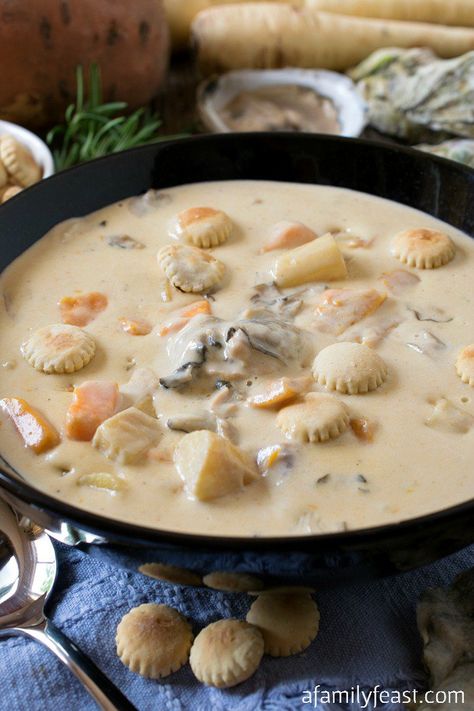 Oysters Recipes, Oyster Chowder, Coastal Restaurant, Oyster Stew Recipes, Seasoned Oyster Crackers, Vegetable Chowder, Oyster Soup, Oyster Stew, Oyster Roast