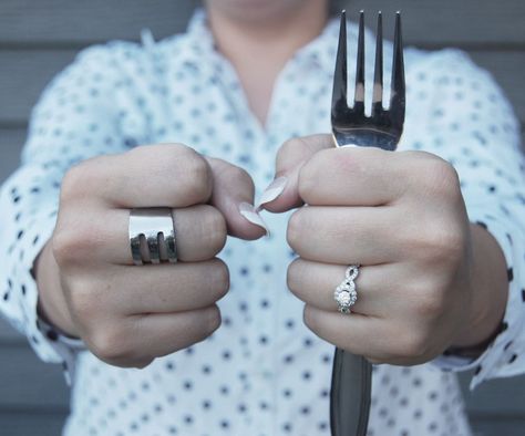 As stated in a previous instructable, my now fiancée loves rings! After her help with a yet-to-be published instructable, I felt that I owed her. I've always seen rings made from fork or spoon handles at city fairs, but we were recently out and about when we saw one made from the tines of a small fork. When I saw that I couldn't help but think "I could make that". After a quick trip to the local thrift store, the 25 Cent Fork Ring was born. Diy Rings Tutorial, Fork Crafts, Upcycled Rings, Fork Ring, Cutlery Art, Fork Jewelry, Flatware Jewelry, Rings Diy, Spoon Crafts