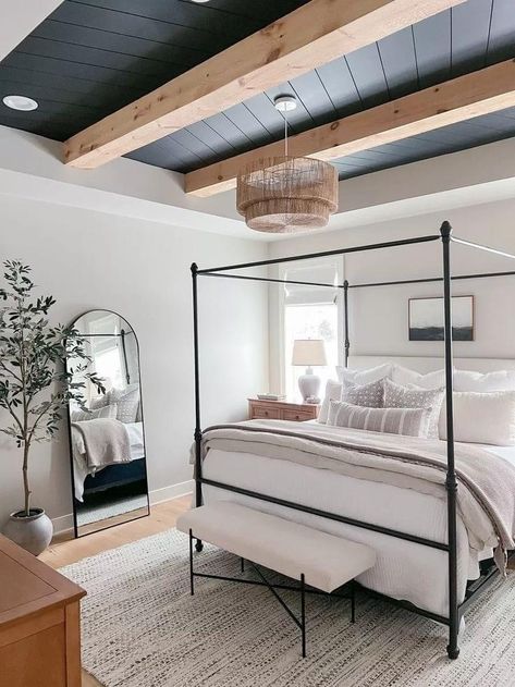 Farmhouse Guest Bedroom, Canopy Bed Frame, Guest Bedroom Design, Bedroom Ambiance, Chandelier Bedroom, Canopy Bed, Master Bedrooms Decor, Bedroom Styles, Home N Decor