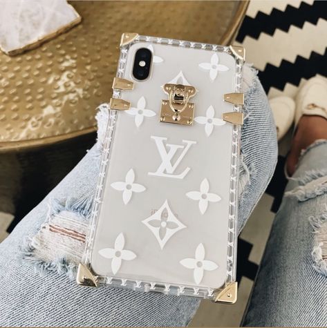 2019 Wallpaper, Louis Vuitton Phone Case, Gold Wallpaper Iphone, Luxury Iphone Cases, Bling Phone Cases, Girly Phone Cases, Pretty Iphone Cases, Pretty Phone Cases, Luxury Phone Case