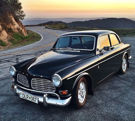 1967 Volvo Amazon Volvo 122, Vintage Volvo, Volvo Amazon, Best Classic Cars, Volvo Cars, Old Classic Cars, Retro Mode, Koenigsegg, Vintage Motorcycles