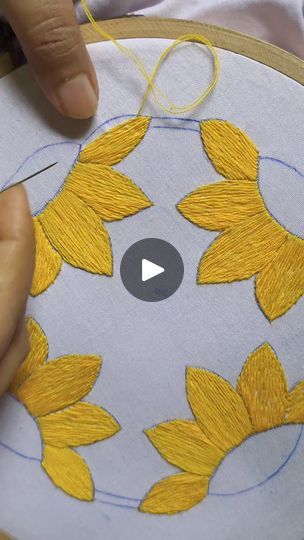 Kashmiri Embroidery Designs, Kashmiri Art, Kashmiri Work, Embroidery Video, Kashmiri Embroidery, Embroidery Lessons, New Embroidery, Hand Embroidery Videos, Diy Embroidery Patterns