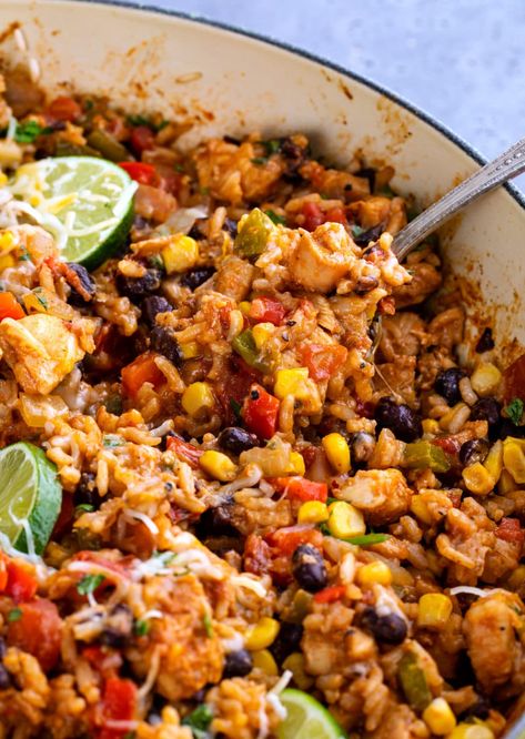 Mexican Rice And Chicken, Southwestern Chicken And Rice, Southwest Chicken Rice, Southwest Chicken And Rice, Chicken And Rice Skillet, Chicken And Rice Recipe, Southwestern Chicken, Chicken And Rice Dishes, Homemade Fajita Seasoning