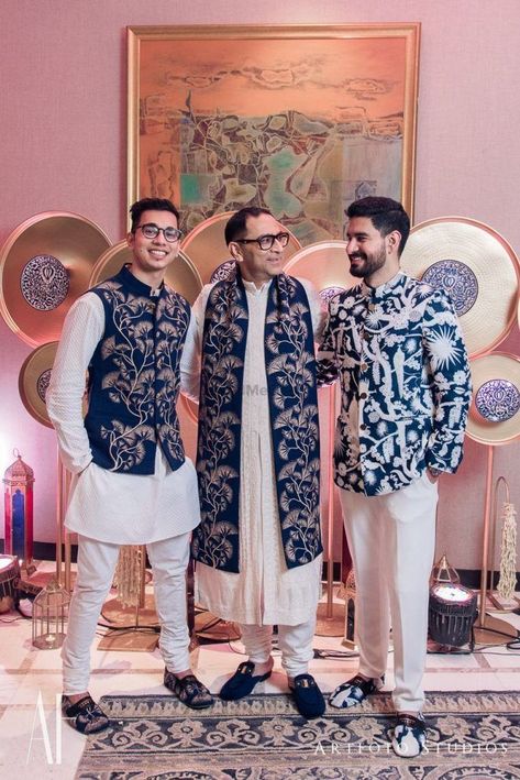 WMG Groomsquad Who Totally Rocked With Their Coordinated Outfits! | WedMeGood Curvy Bridesmaid Dresses, Menswear Street Style, Wedding Matching Outfits, Indian Wedding Clothes For Men, Wedding Outfits For Family Members, Wedding Kurta For Men, Groom Dress Men, Wedding Dresses Men Indian, Outfits Wedding