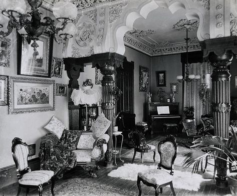 Typical interior during American Victorian period. Clutter, over-accessorized, multiple patterns, obscure traffic patterns. Victorian Rooms, Victorian Room, Victorian House Interiors, Victorian Interior Design, Dining Room Victorian, Victorian Parlor, Victorian Home Interior, Morristown Nj, Victorian Home Decor