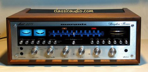 Marantz 2275 - For Sale - classicaudio.com Marantz Receiver Vintage, Marantz Receiver, Record Stand, Speakers For Sale, Stereo Systems, Tape Deck, Audio Room, Integrated Amplifier, High Fidelity