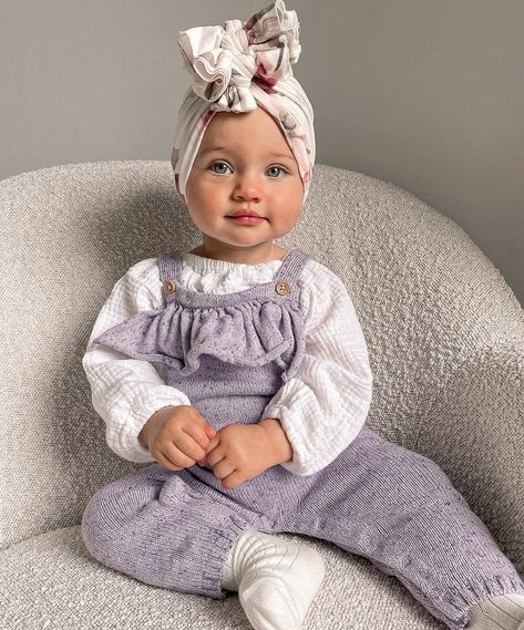 Summer Outfits Babygirl, Baby Girl Aesthetic Outfit, Baby Girl Outfits Aesthetic, Baby Outfits Aesthetic, Family Pictures With Toddler, Aesthetic Baby Clothes, Baby Outfits Girl, Baby Girl Aesthetic, Trendy Kids Clothes