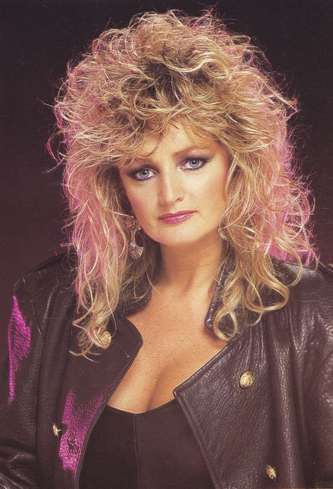 Bonnie Early 90s Fashion, Chris De Burgh, 1980’s Fashion, Bonnie Tyler, Women Of Rock, Cyndi Lauper, Glamour Shots, Bar Styling, Women In Music