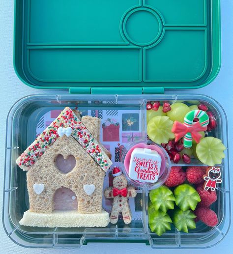 Christmas Lunch Kids, Fun Kid Lunch, Fun School Lunches, Kids Lunch Box Meals, Bento Box Lunch For Kids, Kindergarten Lunch, Mini Container, Mayo Sandwich, Baby Lunch