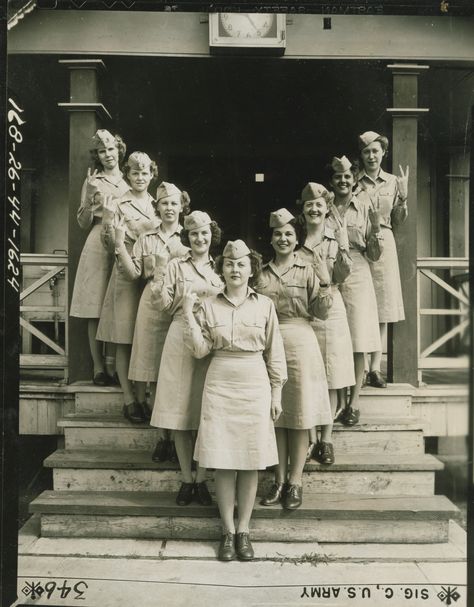 Fort Benning Georgia, Ww2 Women, Wwii Women, Women's Army Corps, 1940s Women, Greatest Generation, Fort Benning, Army Nurse, Vintage Nurse