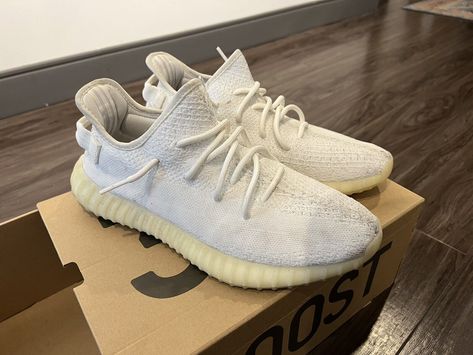 Size 10.5 - adidas Yeezy Boost 350 V2 Cream White/Triple White Get a price at https://copapair.com/size-10-5-adidas-yeezy-boost-350-v2-cream-white-triple-white/ Paper Shoes, Adidas Yeezy 350 V2, Adidas Yeezy 350, Adidas Boost, Shoe Inserts, Mens Designer Shoes, Yeezy Boost 350 V2, Yeezy 350, Adidas Fashion