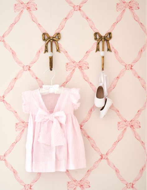 Princess Office, Ballerina Room, Girly Nursery, Toddler Girl Room, Girl Nursery Room, Nursery Room Design, Baby Room Inspiration, Nursery Room Inspiration, Pink Bedrooms