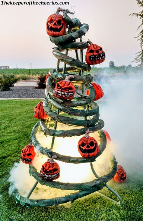 Halloween Pumpkin Vine Tree, DIY Pool noodle tree, Outdoor Halloween display, DIY Halloween tree, Creepy halloween tree, Pumpkin tree Natal, Pool Noodle Tree, Pool Noodle Halloween, Diy Halloween Tree, Vine Tree, Pumpkin Tree, Pumpkin Vine, Halloween Outside, Fairy Halloween Costumes