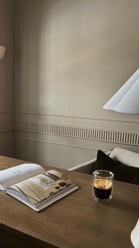 Farrow Ball Stony Ground, Dark Farrow And Ball Colours, Beige Color Drenched Room, Brown Hallway Ideas Paint Colors, Farrow And Ball Greige Paint, Farrow And Ball Palette, Farrow And Ball Broccoli Brown, Farrow And Ball Stoney Ground, Lamp Room Grey Farrow And Ball