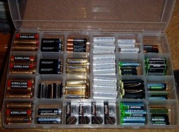 Two Battery Storage Myths Debunked Survival Ideas, Bug Out Bags, Battery Bank, 72 Hour Kits, Being Prepared, Primitive Survival, Power Energy, Emergency Preparedness Kit, Homestead Survival