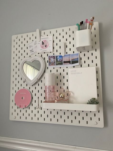 MY PICTURE DONT REPOST IT assthetic, ikea, pegboard, #mypicture #pegboard #ikea #pegboardinspo #aesthetic #roomdecor bts Pegboard Ikea, Art Room Ideas, Ikea Pegboard, Small Room Makeover, Dekorasi Kamar Tidur, Pinterest Room Decor, Study Room Decor, Girly Room, World Of Art