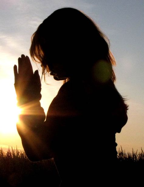 A Prayer to My Future Self Christian Photography, Prayer Images, Fulton Sheen, Children Praying, Bride Of Christ, Emotional Photography, Shadow Pictures, Praying Hands, Learning Style