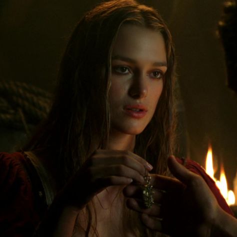 unfiltered | pirates of the caribbean: the curse of the black pearl (2003) Kira Knightly, Keira Knightley Pirates, Elisabeth Swan, Curse Of The Black Pearl, Kiera Knightly, Mermaid Photography, Elizabeth Swann, Sick Of People, The Black Pearl