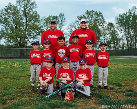 Team Tball Pictures, Tball Poses For Team Pictures, Tball Team Pictures, Boys Tball Pictures Photo Ideas, Baseball Team Poses, Tee Ball Pictures Photo Ideas, Team Baseball Picture Ideas, Kids Baseball Pictures, T Ball Pictures Photo Ideas