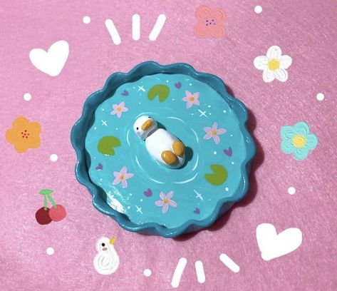 Mini Clay Tray, Cute Clay Animals Kawaii, Aesthetic Clay Tray, Aesthetic Clay Projects, Cute Clay Art Ideas Easy, Air Dry Clay Project Ideas, Cute Clay Ashtray Ideas, Cute Clay Plates, Kawaii Air Dry Clay Ideas