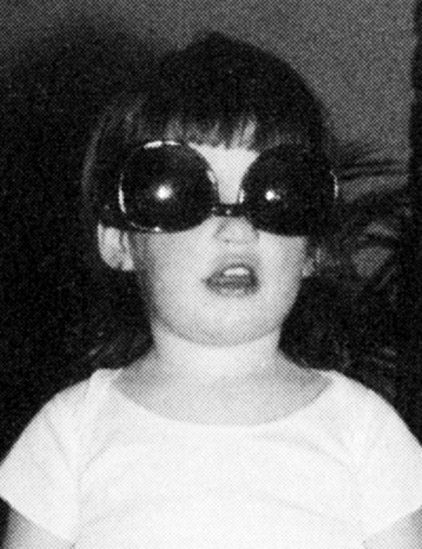 Anne Hathaway Celebrity Childhood Photos, Childhood Photos, Anne Hathaway, Guess Who, Famous People, Cool Kids, Wallpapers, My Saves, Tumblr