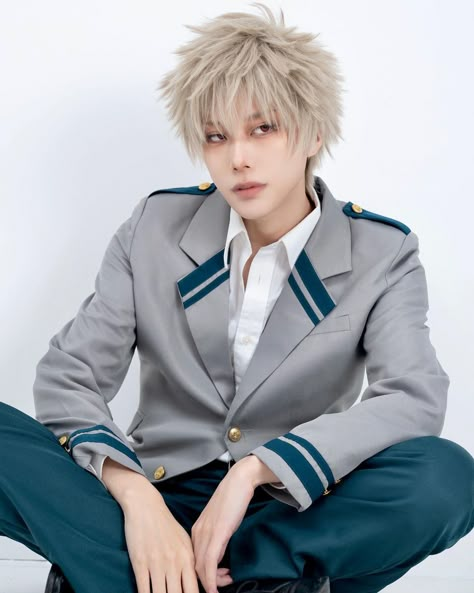 Mha Real Life, Realistic Cosplay, Bakugou Cosplay, Mha Cosplay, Fairy Shoes, Mha Characters, Cosplay Photoshoot, Cosplay Inspo, Cool Cosplay