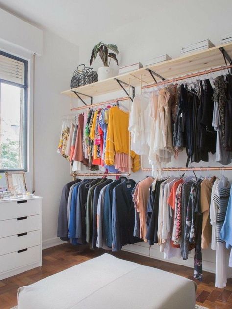 Diy Kast, Cheap Closet, Cheap Cabinets, Diy Wardrobe, Open Closet, Closet Room, Diy Closet, Room Closet, Closet Designs