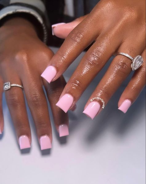 Very Square Acrylic Nails, Short Nail Ideas Acrylic Square Pink, Gel Nails Ideas Pink And White, Powdered Pink Nails, Short Wide Square Nails, Simple But Classy Nails, Short Square Acrylic Nails Summer Pink, Short Nails One Color, Simple Short Nails Ideas