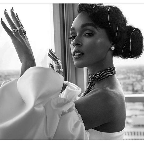 48.6k Likes, 411 Comments - Janelle Monáe (@janellemonae) on Instagram: “"The world is ever changing and Hollywood is just going to have to adapt."-JM #moonlight…” Janelle Monae, Janelle Monáe, Munaluchi Bride, Aesthetic People, Celebrity Portraits, Dark Skin Women, Girl Crushes, Black Is Beautiful, Celebrity Crush