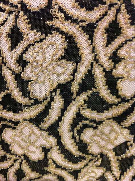 Jacquard Knit Jacquard, Knit Pattern, Printed Rugs, Knit Patterns, Animal Print Rug, Animal Print, Knitwear, Knitting, Flowers