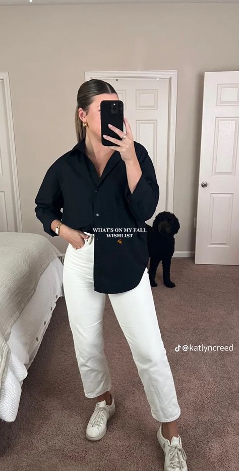 Simple Business Casual Outfits With Sneakers, Summer Outfit For Work Casual, Teachers Casual Outfits, La Business Casual Outfits, Sneakers Teacher Outfit, Business Casual Outfits For Women Shoes, Chino Outfits Women's, Spring Business Casual Outfits Mid Size, Cute Comfy Outfits For Work