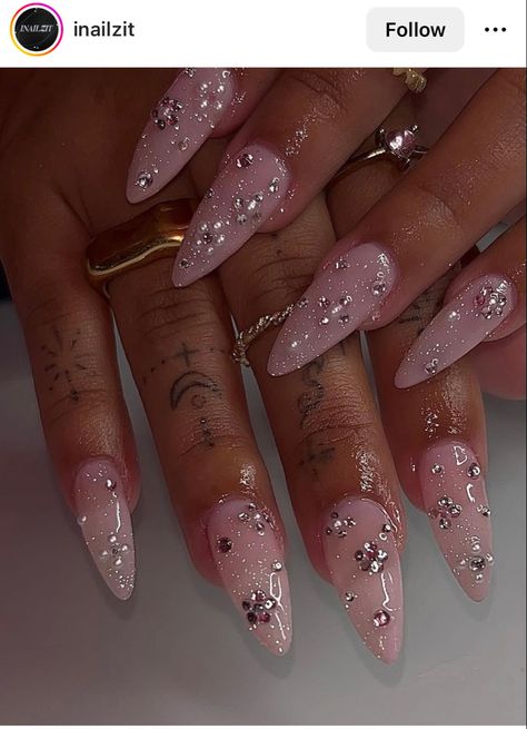 Almond Nail Designs With Gems, Nail Gem Inspiration, Birthday Biab Nails Designs, Baddie Classy Nails, Spring Bday Nails, Spring Nails With Charms, Long Almond Nails With Gems, Almond Nails Spring 2024, Almond Shape Birthday Nails