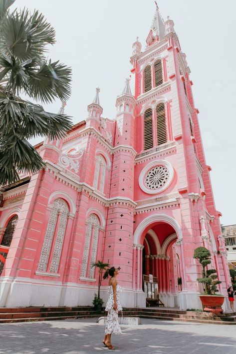 Ho Chi Minh City Vietnam Travel, Hi Chi Minh City, Vietnam Ho Chi Minh City, Ho Chi Minh City Vietnam Aesthetic, Vietnam Pictures, Pink Church, Saigon Travel, Vietnam Holiday, Vietnam Photography