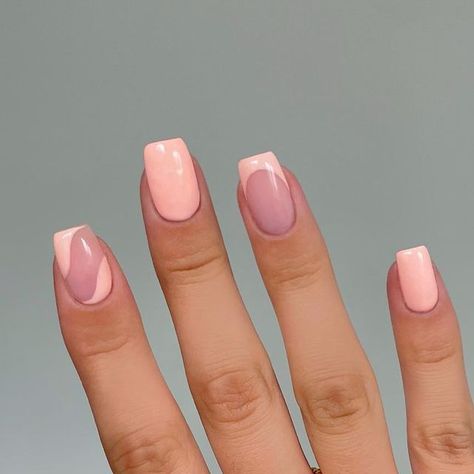 Simple Peach Nails, Peach Biab Nails, Soft Peach Nails, Peach Short Nails, Peachy Nude Nails, Peachy Pink Nails, Square Acrylic Nails Summer, Peachy Nails, Peach Colored Nails