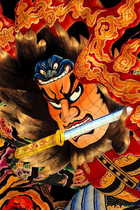 Illuminated samurai lantern at the Nebuta Festival in Aomori, Aomori Prefecture (© smoke - Fotolia.com) Nebuta Festival, Neon Samurai, Japanese Culture Art, Kites Craft, Japanese Festival, Japanese Lanterns, Inspiring Photos, Shadow Warrior, Japanese Illustration