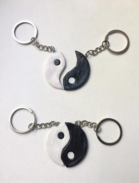 Polymer Clay Keychains For Men, Air Clay Keychain, Fevicryl Mouldit Clay Art Keychain, Clay Matching Keychain, Diy Keychain With Clay, Matching Clay Keychains, Clay Crafts Keychain, Keychain Ideas Clay, Air Dry Clay Keychain Ideas