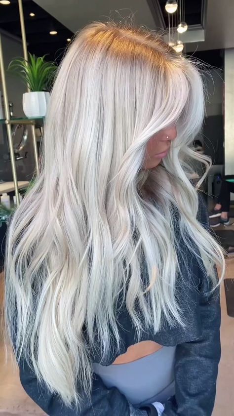 torii_elyse(@torii_elyse) on TikTok: The best Icy Blonde Formula 😍❄️ #hair #fyp #foryou #LoveStory #StrikeAPosay #hairtransformation #satisfying #hairstyle #torielyse #icyblonde Balayage, Icy Blonde Hair Ideas, Cool White Blonde Hair, Silver Hair Color Ideas Platinum Blonde, Hairstyles For Platinum Blonde Hair, Long Hair Platinum Blonde, Blond Hair Platinum, Dimensional Blonde With Extensions, Icy Natural Blonde