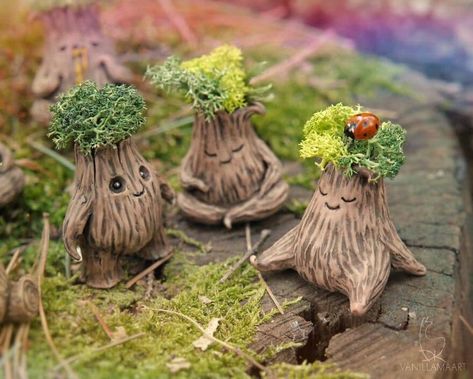 𝚆𝚒𝚝𝚌𝚑𝚢 𝙰𝚎𝚜𝚝𝚑𝚎𝚝𝚒𝚌 Fantasy Dolls, Little Forest, Cute Fantasy Creatures, Forest Spirit, Forest Creatures, Cute Clay, Clay Art Projects, Clay Figures, Mushroom Art