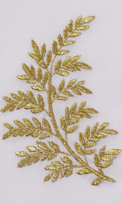 Green Leaf Embroidery, Gold Leaf Embroidery, Golden Machine Work Embroidery, Golden Embroidery Design, Sulaman Pita, Gold Work Embroidery, Golden Embroidery, Hand Beaded Embroidery, Metallic Embroidery