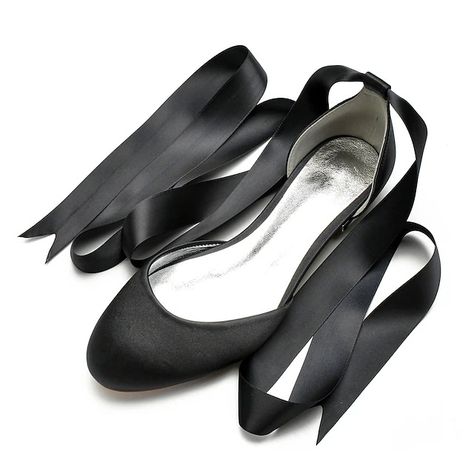 Women's Wedding Shoes Dress Shoes Plus Size White Shoes Wedding Party Office Solid Color Solid Colored Wedding Flats Bridal Shoes Bridesmaid Shoes Summer Lace-up Flat Heel Round Toe Elegant Classic 2024 - $53.99 Wedding Ballerina, Wedding Flats For Bride, Satin Ballet Flats, White Wedding Shoes, Wedding Shoes Flats, Flat Dress Shoes, Wedding Flats, Bridal Shoes Flats, Bridesmaid Shoes