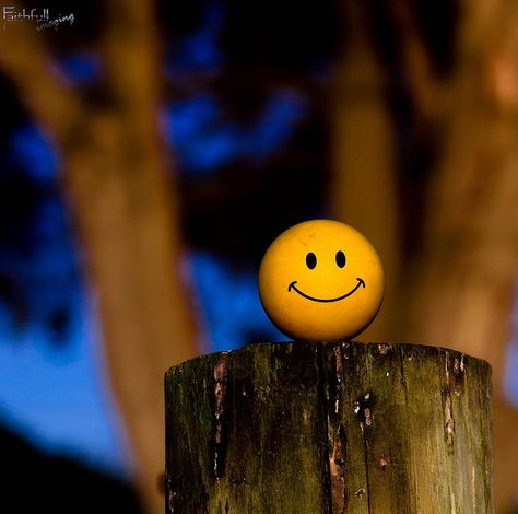 A Smile for You!! Smilely Ball in St Leonards-, via Flickr. Smiley Face, Smiley, Life Is, Yellow